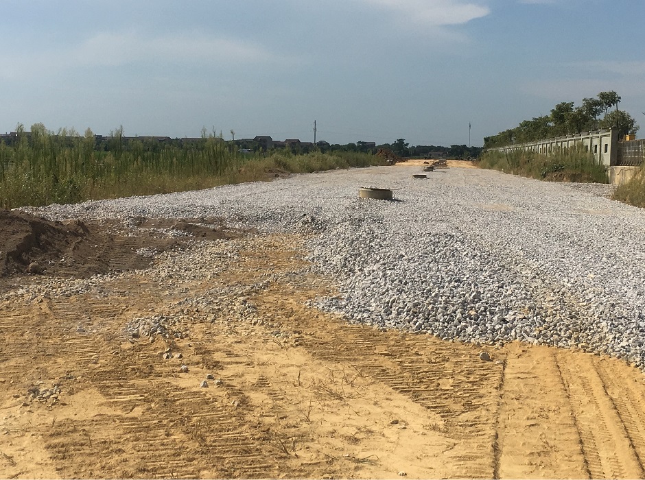 1567493301139157.jpg 级配碎石层铺筑.jpg